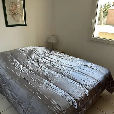 Holidayland 122 T3 Mezzanine 7 Couchages Climatise * Narbonne-Plage